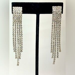 Elegant Vintage Silvertone Dangle Earrings